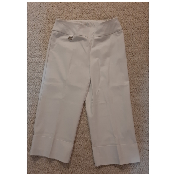 White Pants - Picture 2 of 3